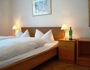 Hotel Villa Constantia ราเดอบอยล์ ภายนอก รูปภาพ